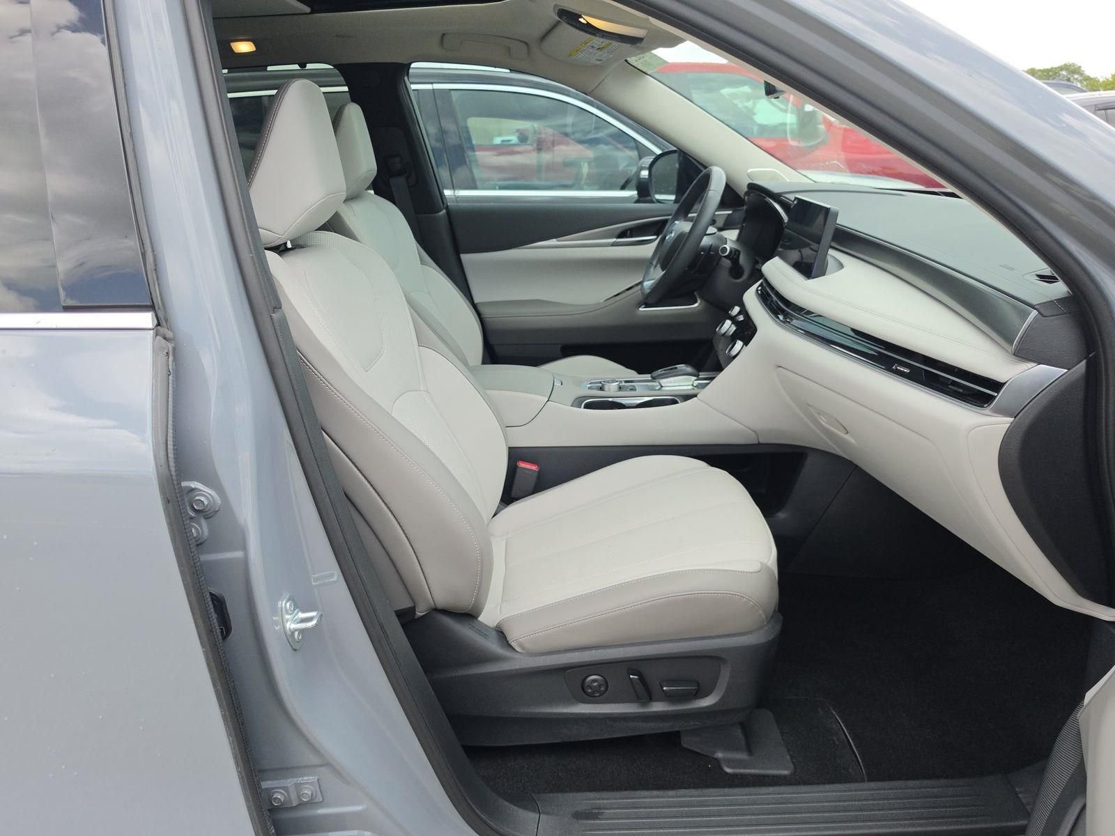 Certified Used 2026 Gray INFINITI LUXE image 12