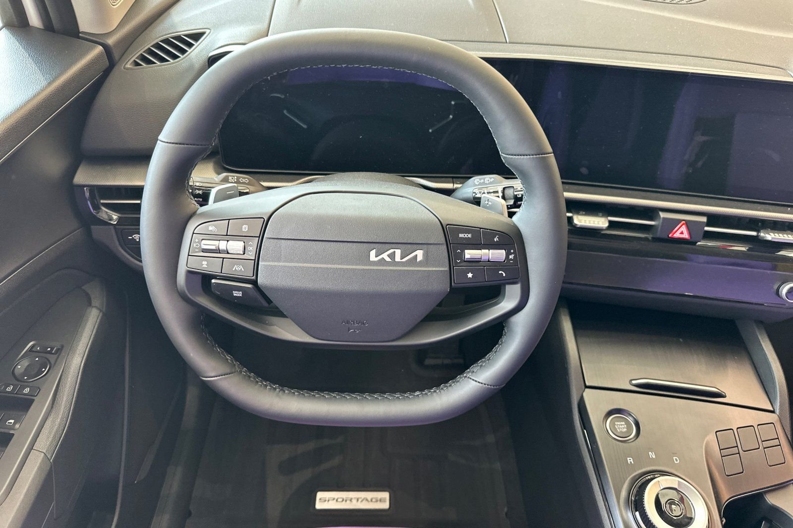 New 2026 Snow White Pearl Kia LX image 10