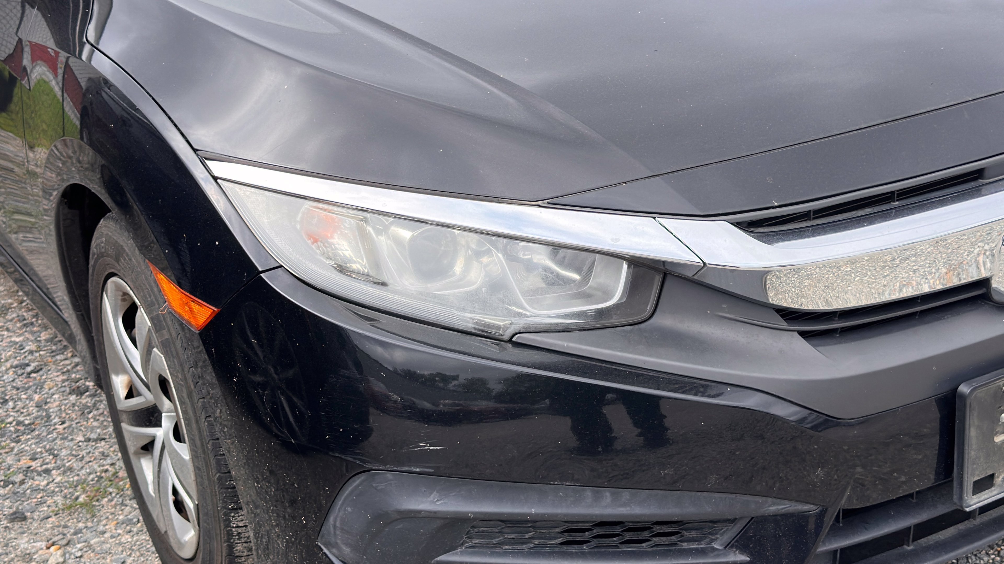 Used 2017 Black Honda LX image 11