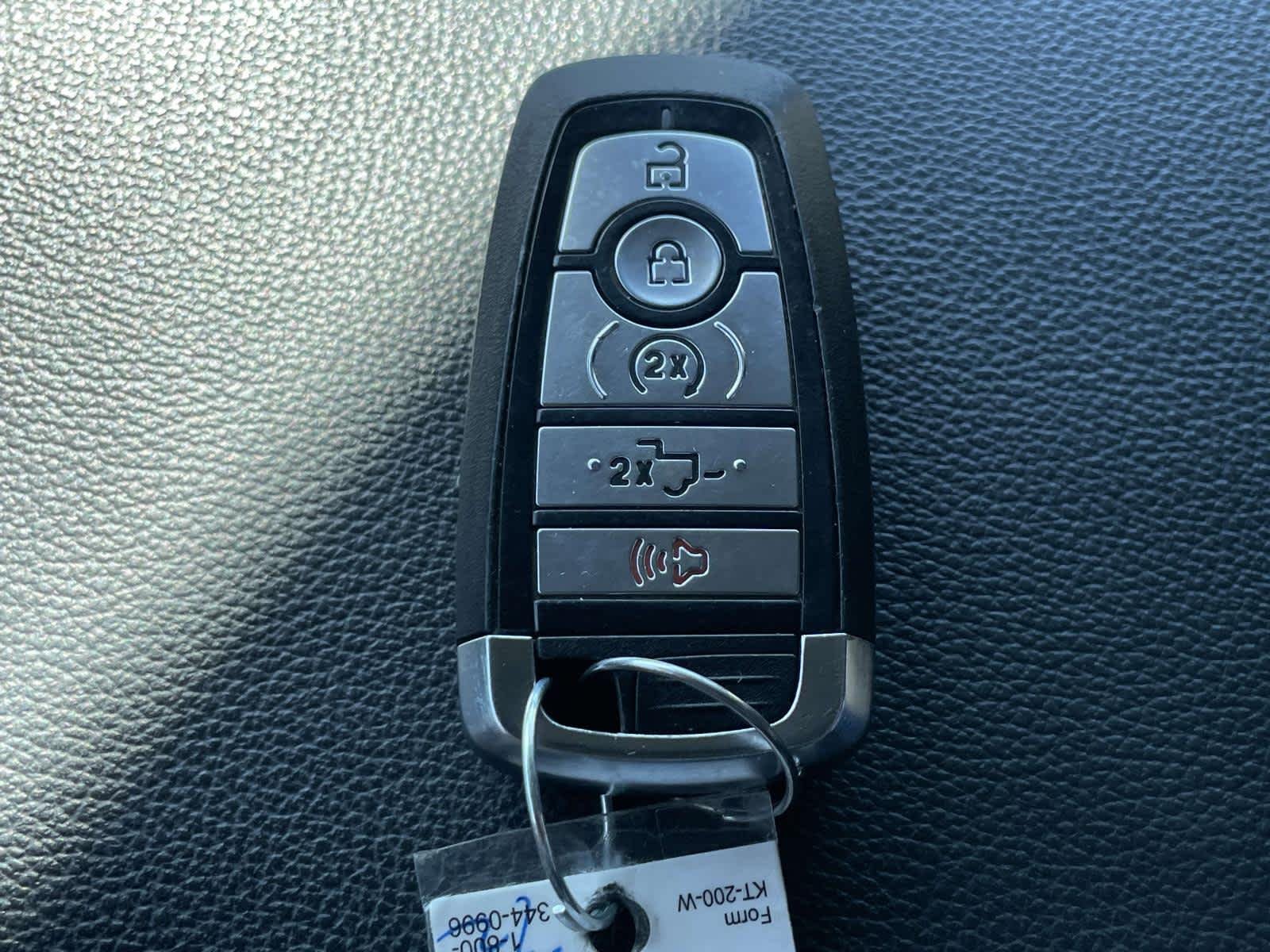 Used 2021 Agate Black Metallic Ford LARIAT image 4