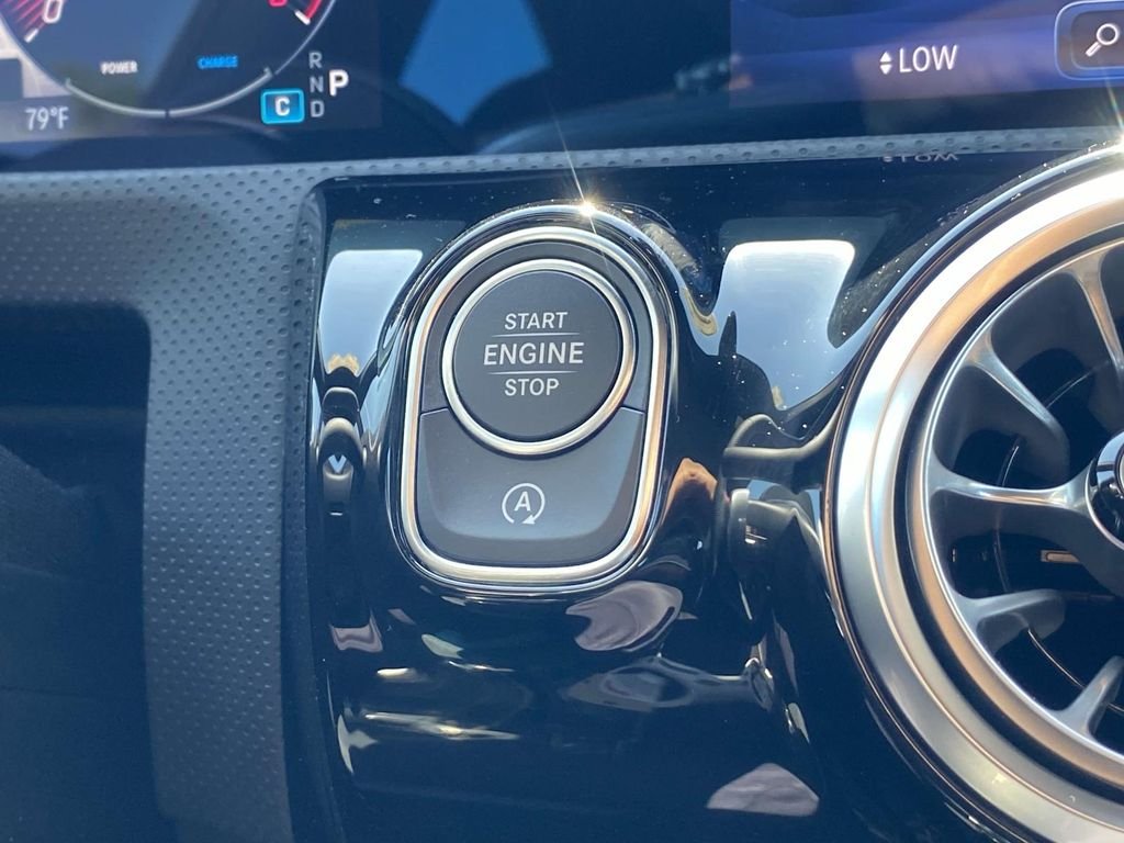 2025 Mercedes-Benz CLA CLA 250 - Photo 26