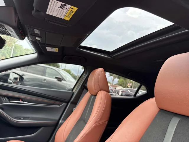 Certified Used 2025 Beige Mazda 2.5 Carbon Turbo image 32