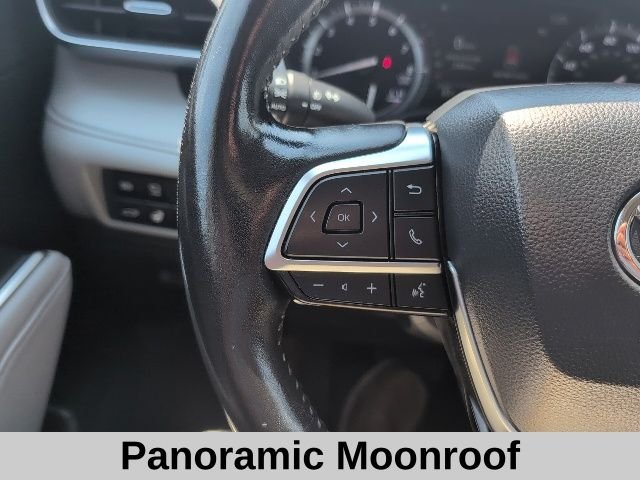 Used 2020 Silver Toyota Platinum image 9