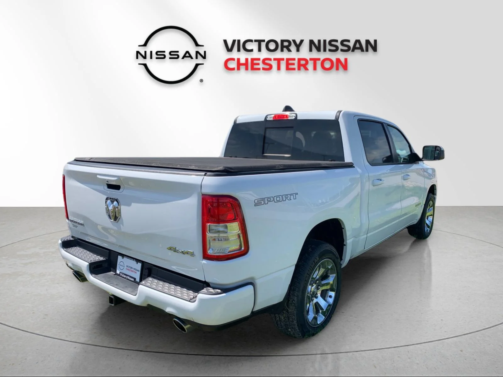 Used 2022 White Ram Big Horn/Lone Star image 7