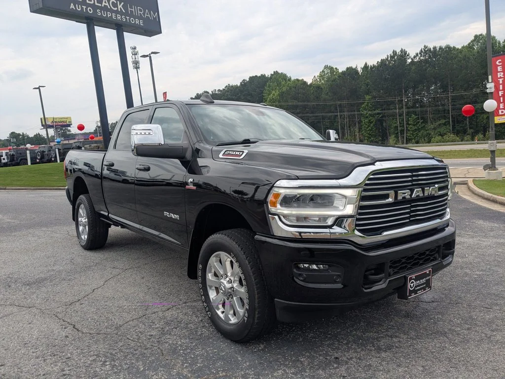 Used 2023 Diamond Black Crystal Pearlcoat Ram Laramie image 3