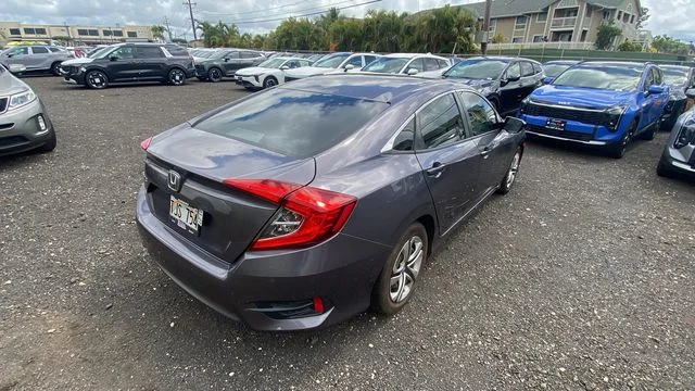 Used 2018 Gray Honda LX image 5