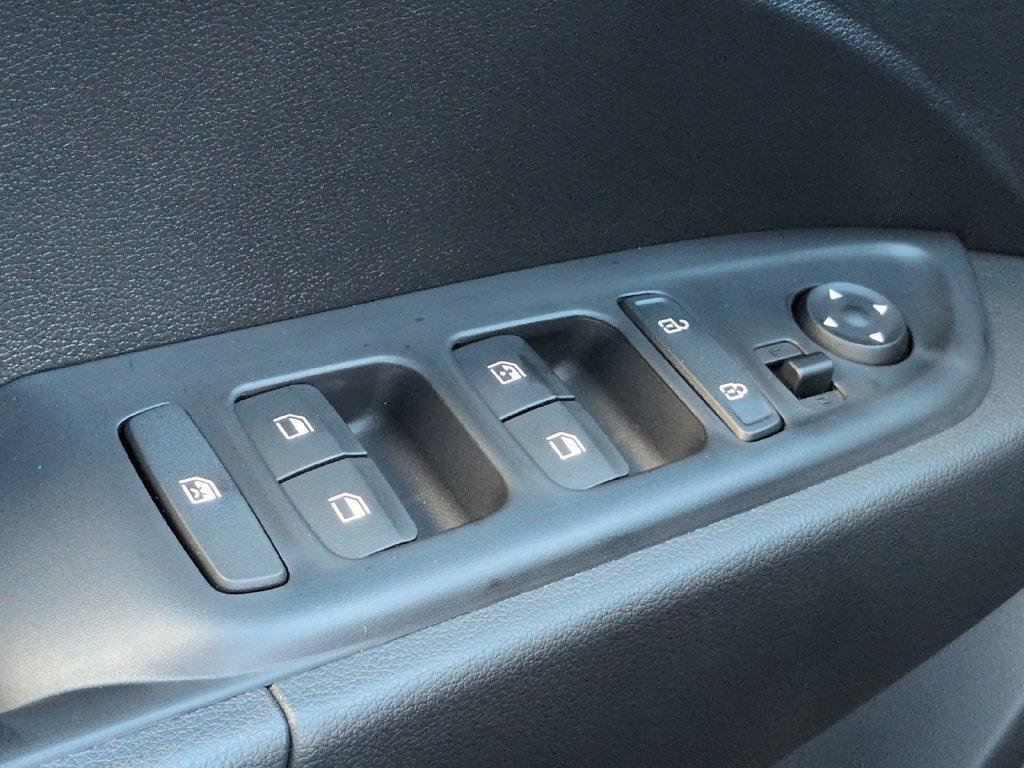 New 2026 Gray Hyundai SEL image 39