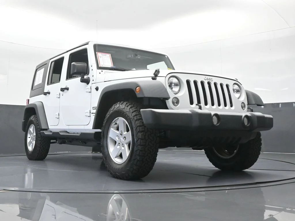 Used 2018 Bright White Clearcoat Jeep Unlimited Sport image 58