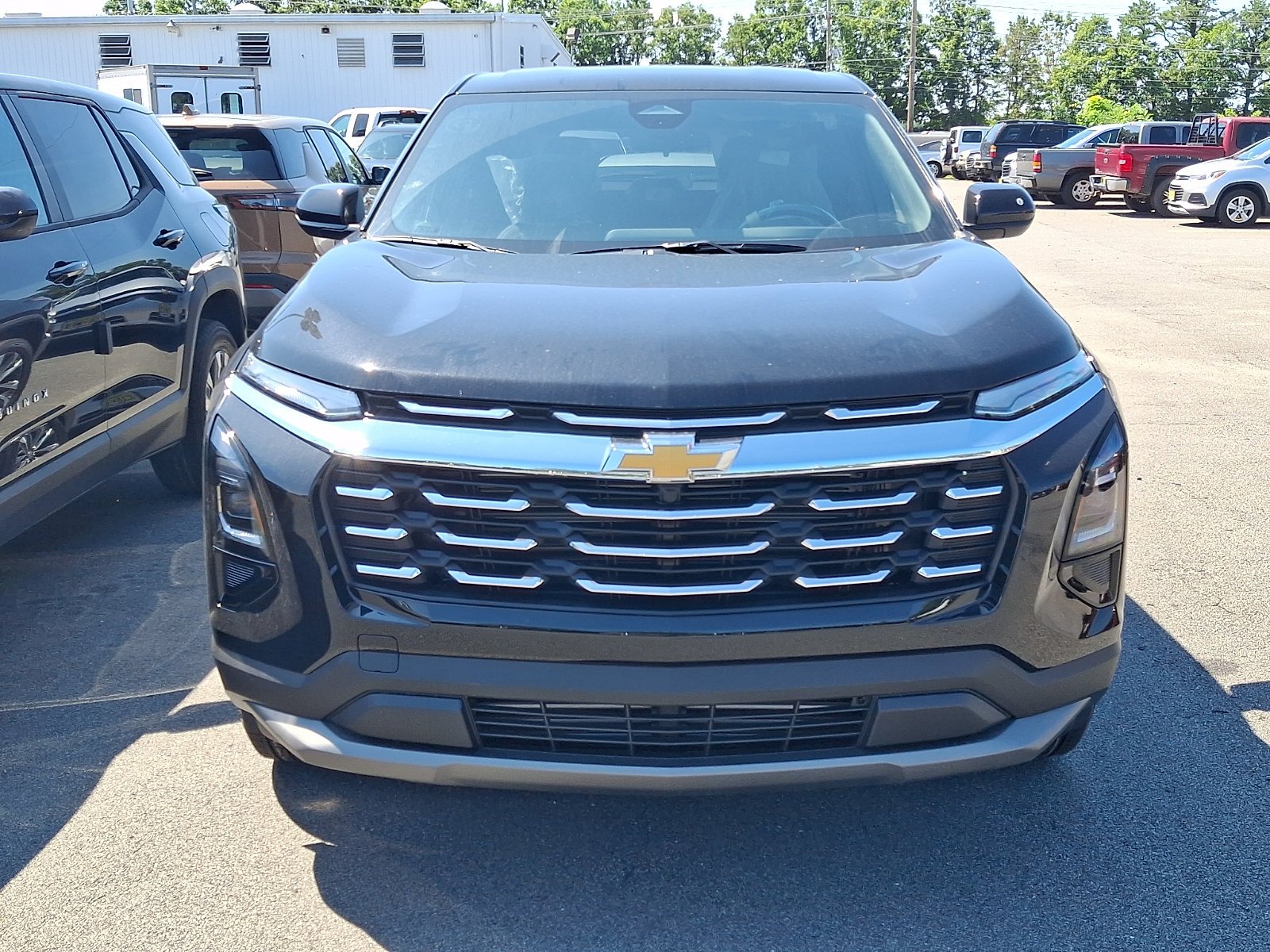 New 2027 Mosaic Black Metallic Chevrolet LT image 2