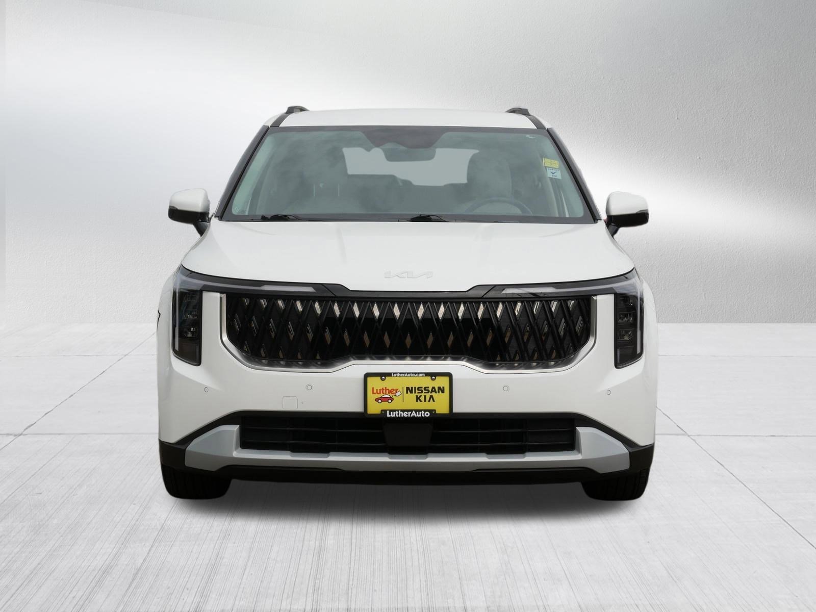 Used 2025 Kia Carnival EX with VIN KNDNC5K39S6500157 for sale in Inver Grove, Minnesota