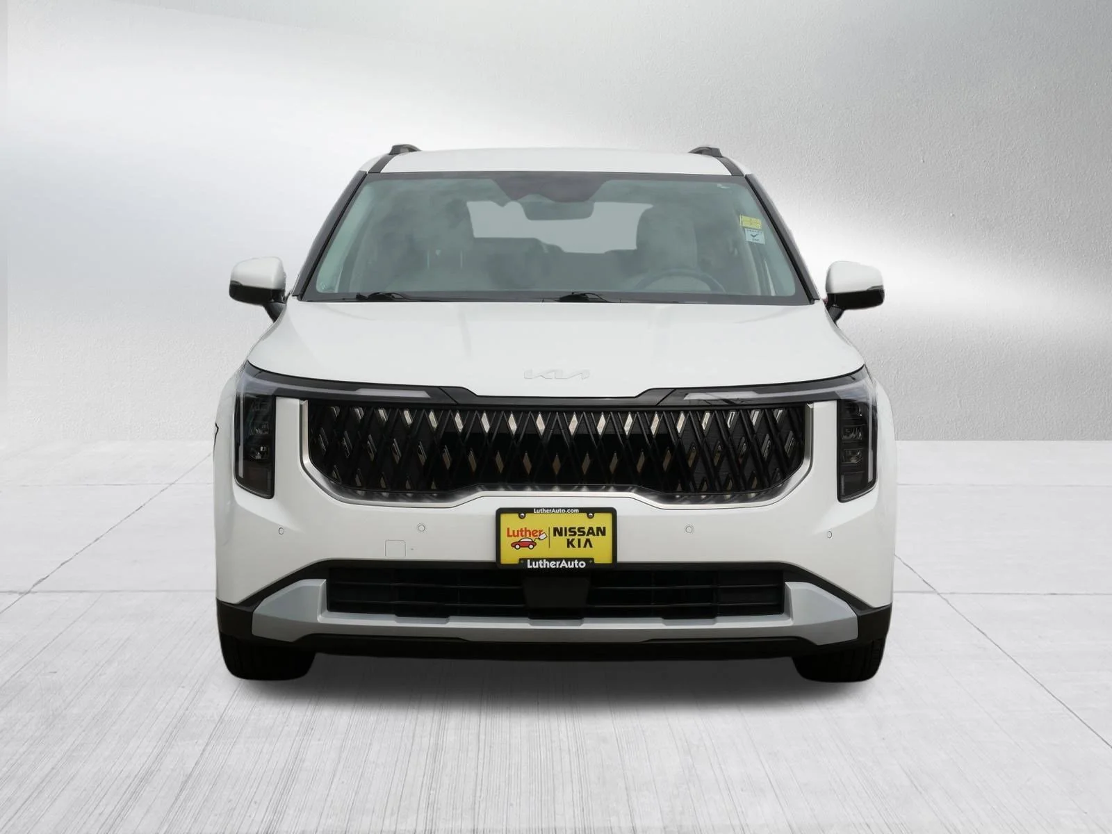 Used 2025 Kia Carnival EX with VIN KNDNC5K39S6500157 for sale in Inver Grove, Minnesota