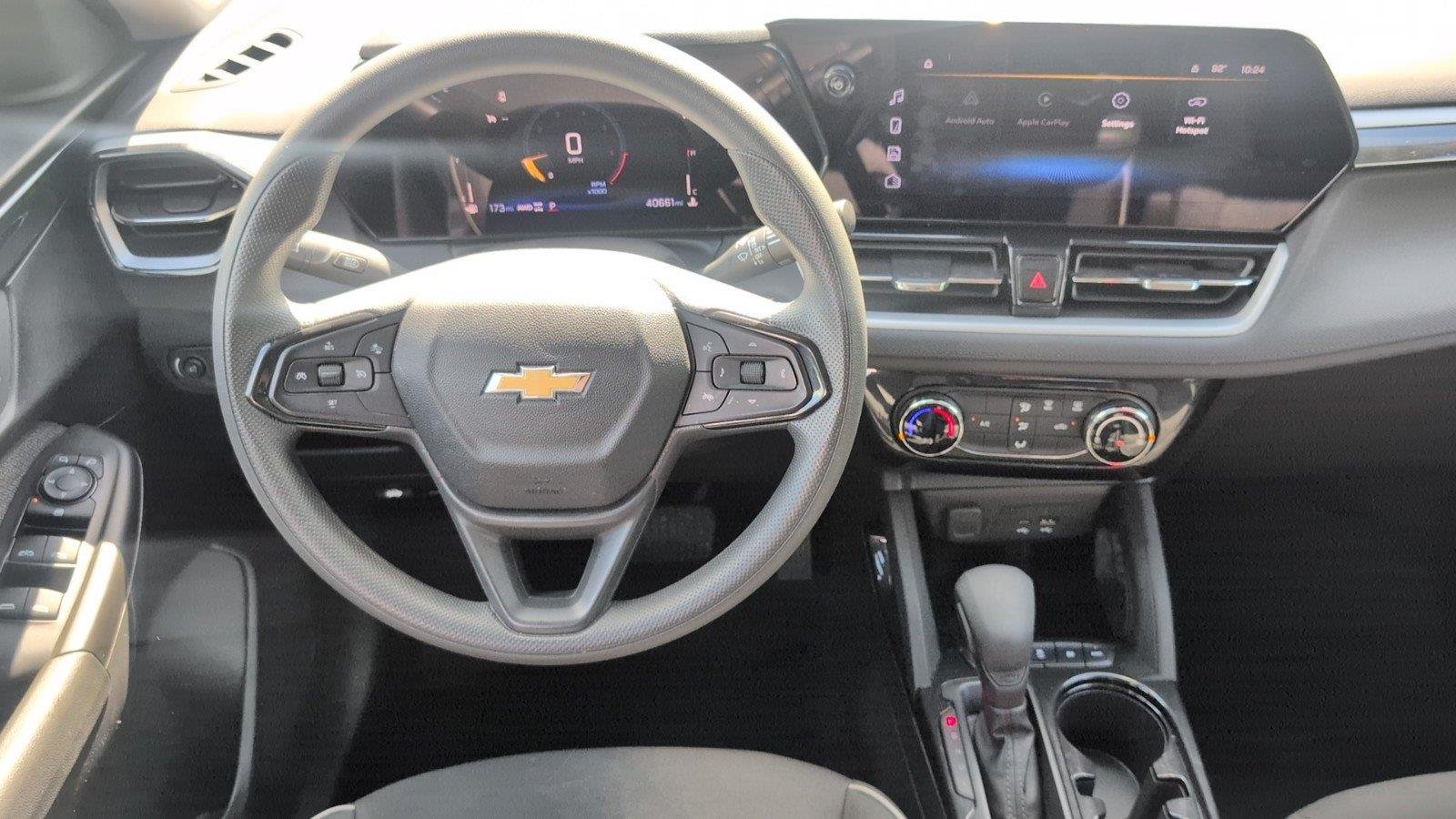 Used 2025 Cacti Green Chevrolet LT image 32