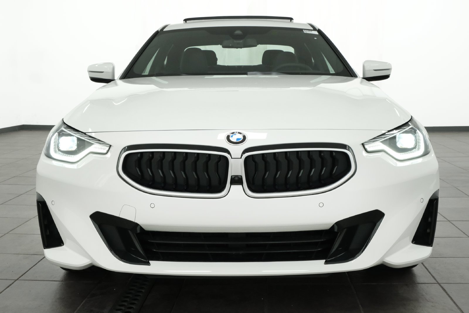 New 2026 Alpine White BMW 230i xDrive image 9