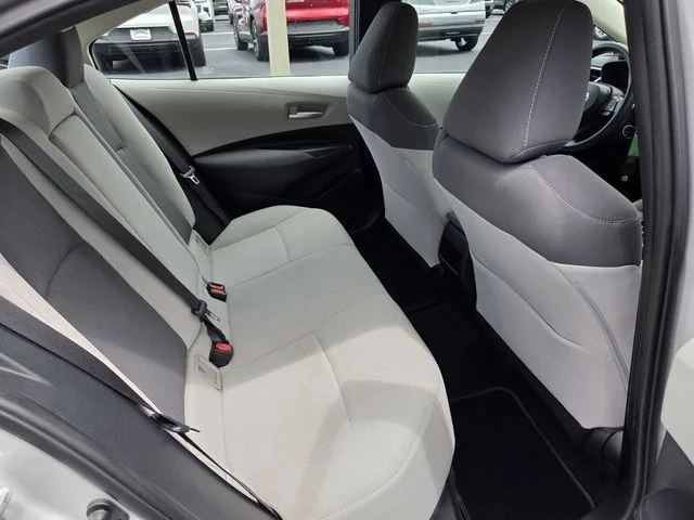 Used 2020 Silver Toyota LE image 14