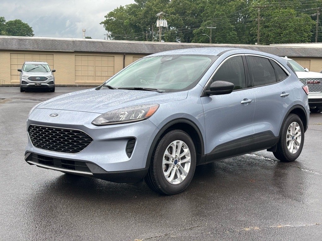 Used 2022 Ford Escape SE with VIN 1FMCU0G62NUB39330 for sale in Calhoun, GA