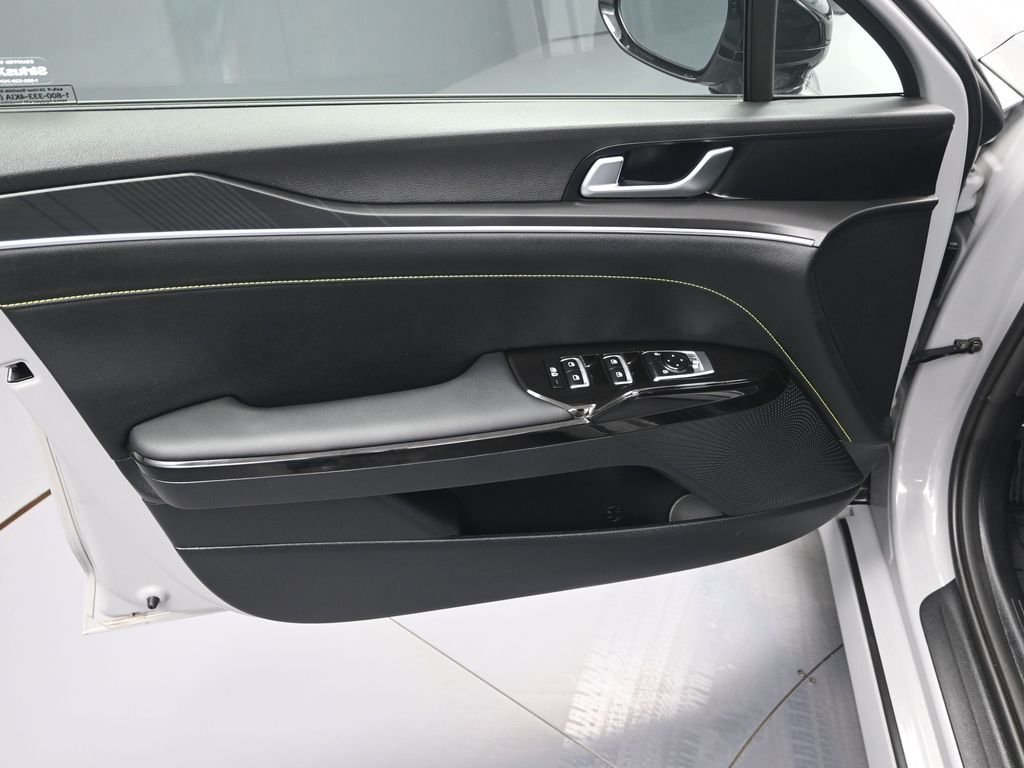 2026 Kia K5 GT - Photo 10