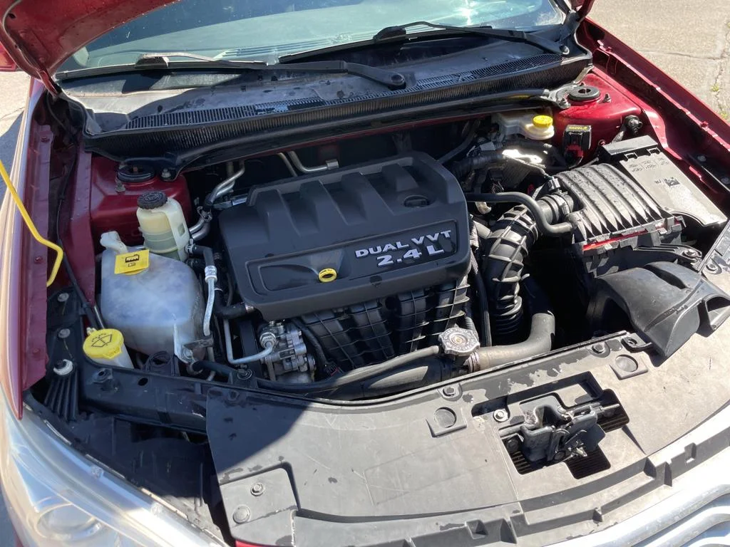 2011 Chrysler 200 Touring - Photo 20
