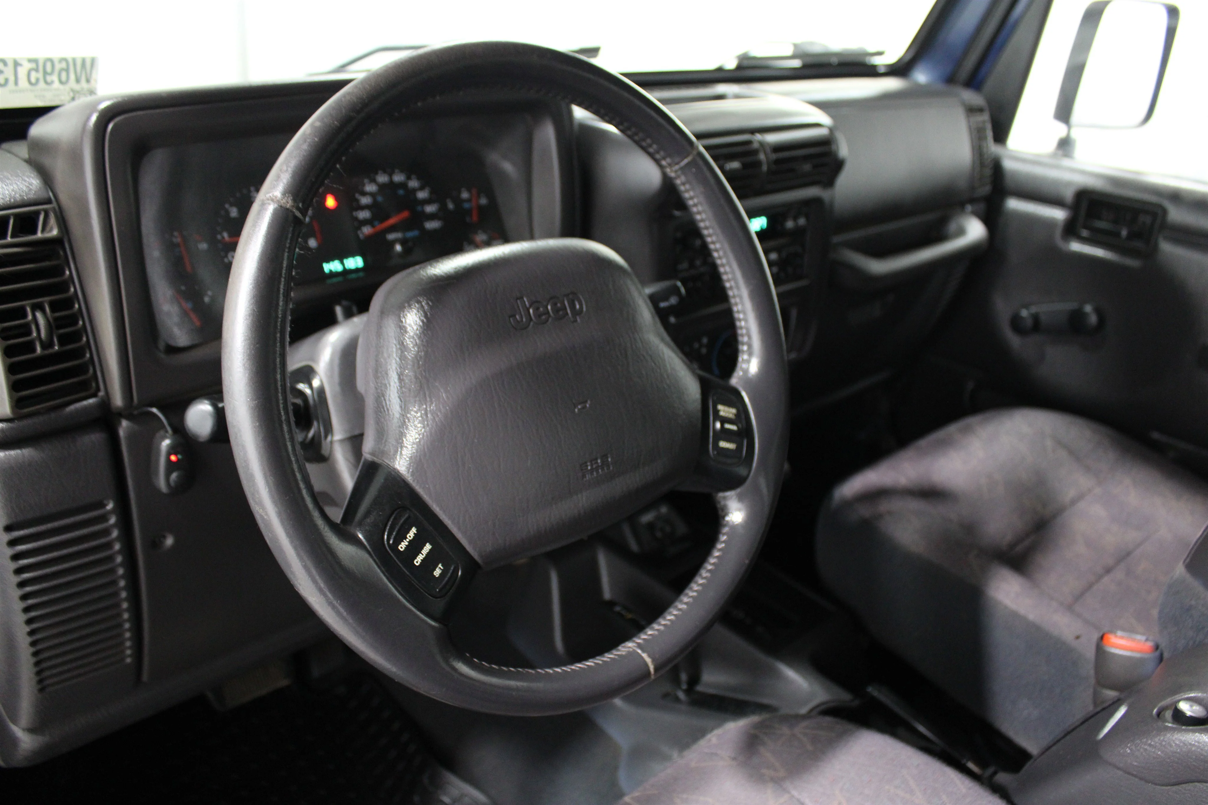 Used 2002 Jeep Wrangler X with VIN 1J4FA39S72P739321 for sale in Wichita, KS