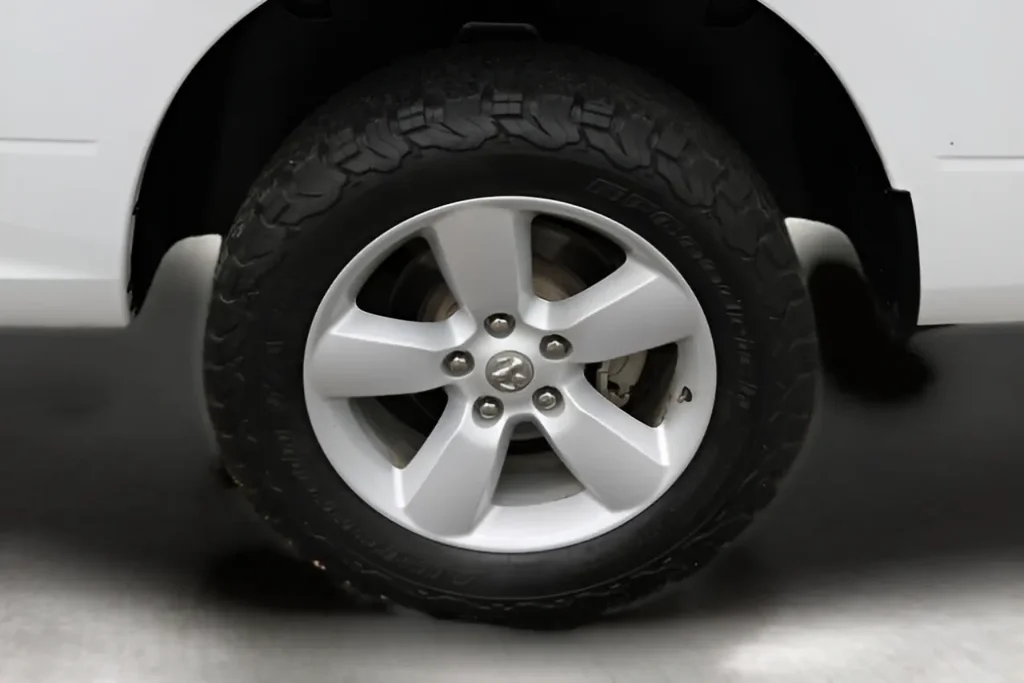Used 2022 White Ram Express image 9