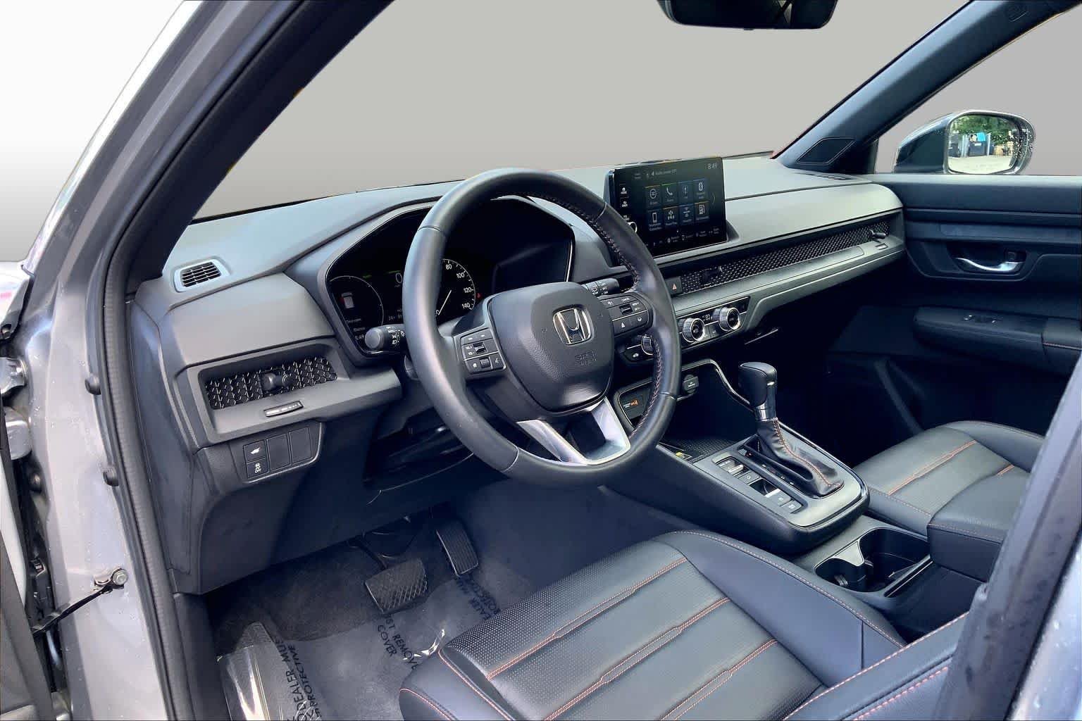 Used 2024 Lunar Silver Metallic Honda Sport-L image 18