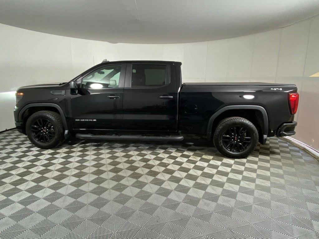 Used 2024 Onyx Black Gmc Pro image 12