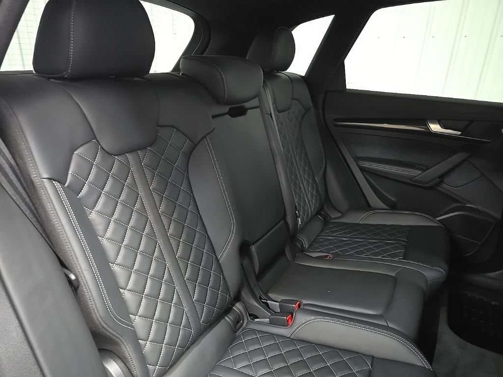 Used 2023 Gray Audi Premium Plus image 17