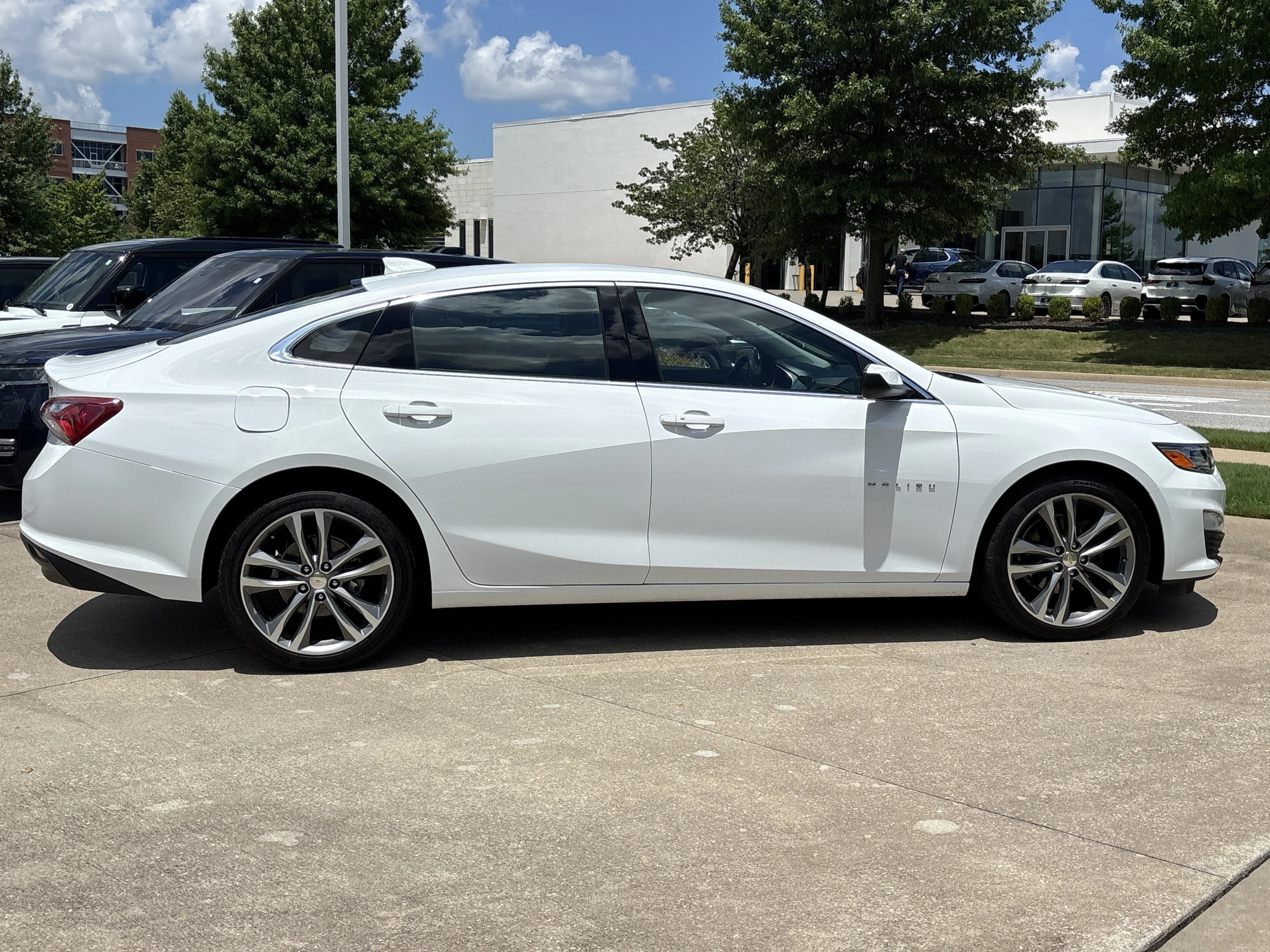 Used 2023 Summit White Chevrolet LT image 2