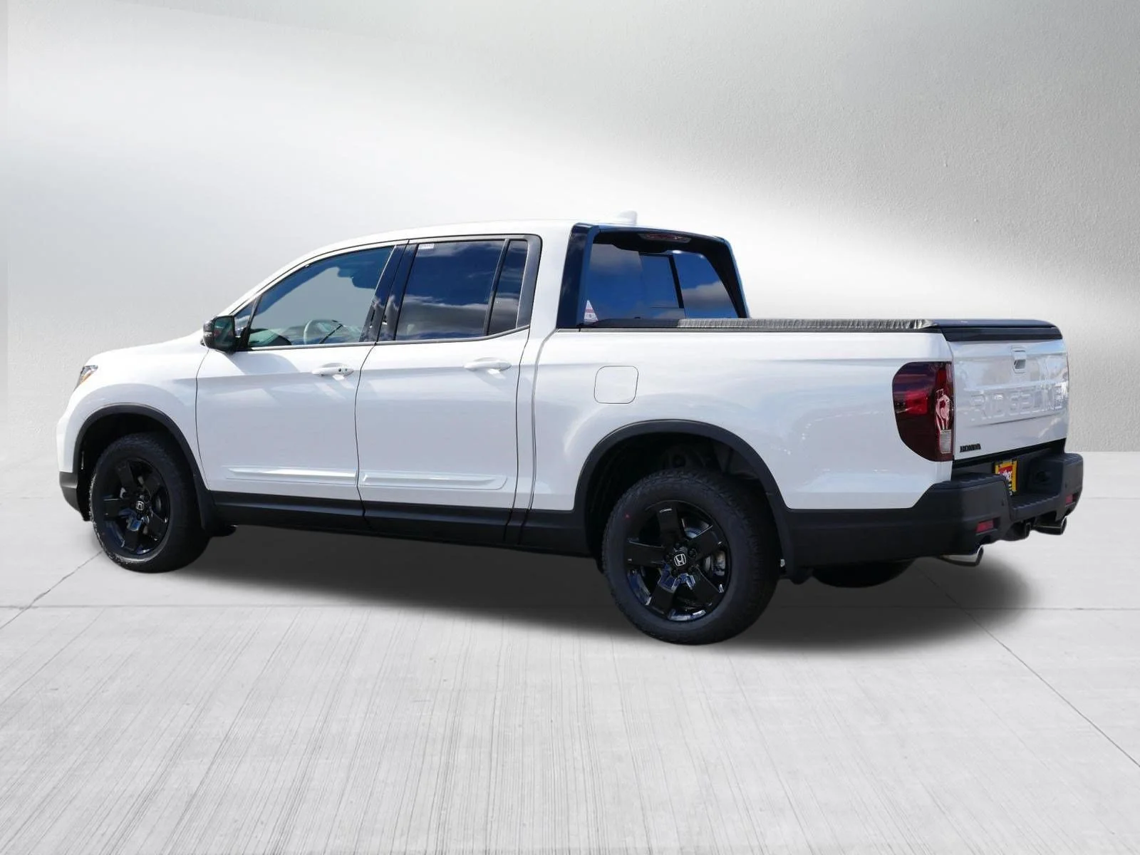 New 2026 Platinum White Pearl Honda Black Edition image 5