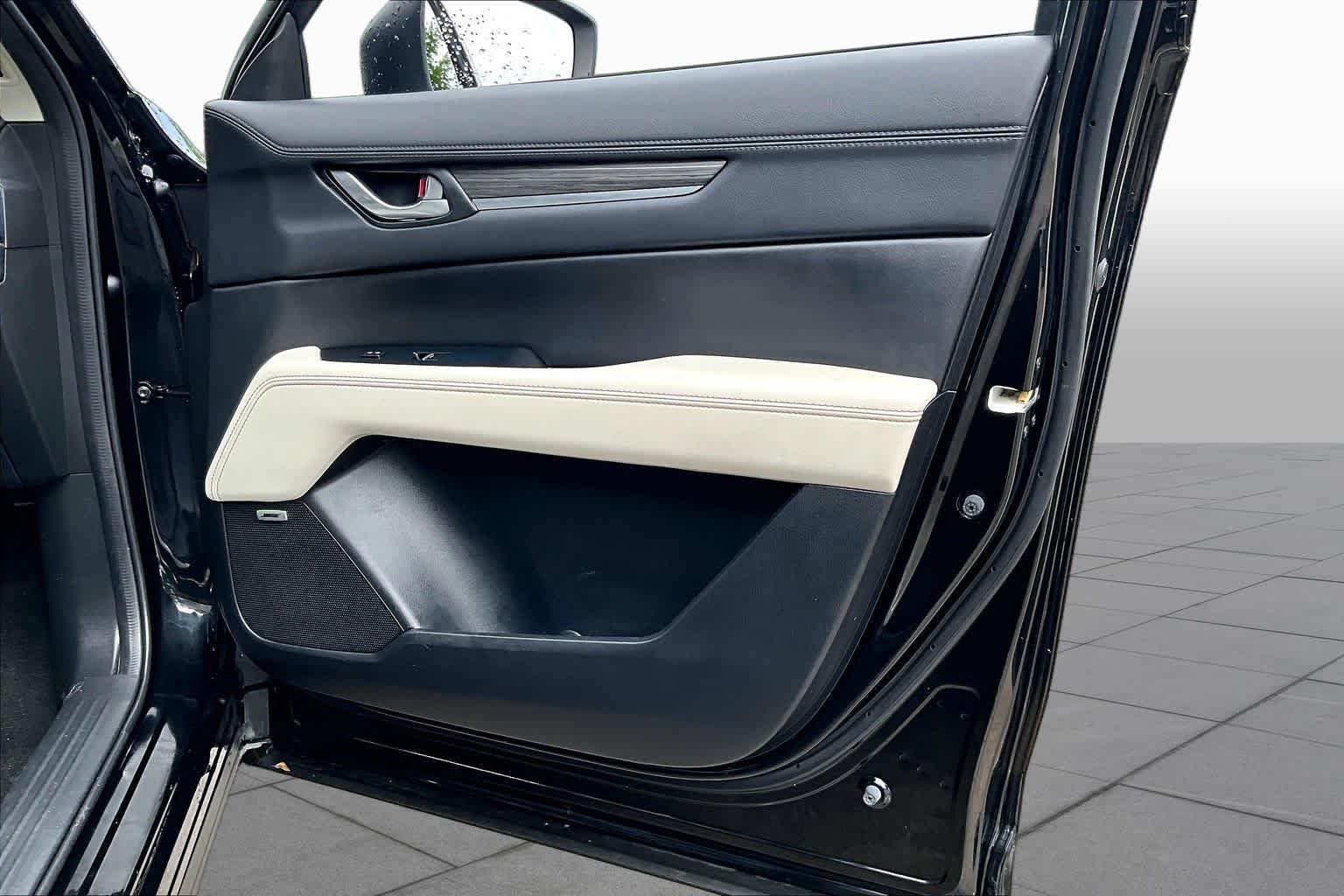 Used 2018 Jet Black Mica Mazda Grand Touring image 21