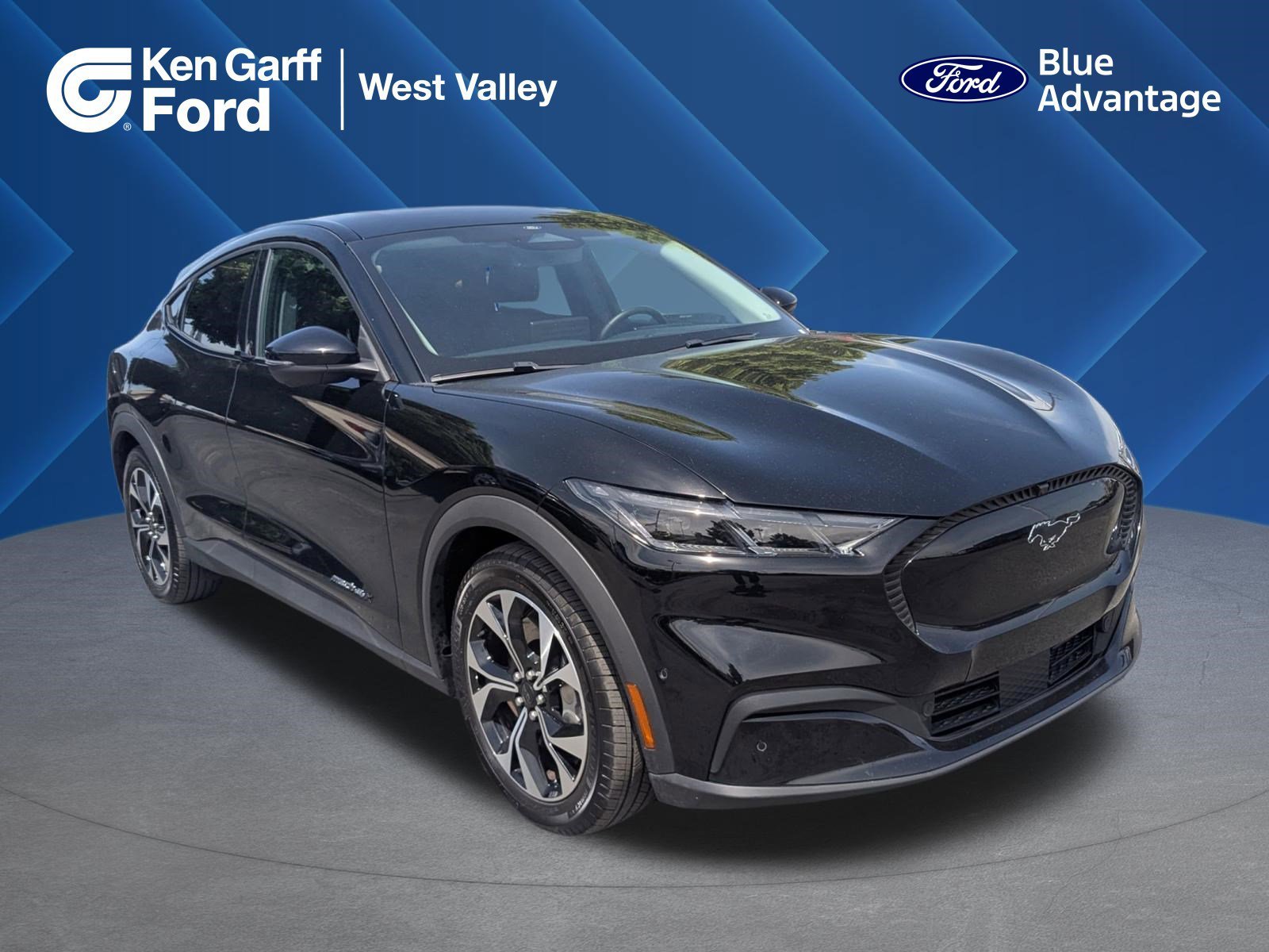 2024 Ford Mustang-Mach-e Select's photo