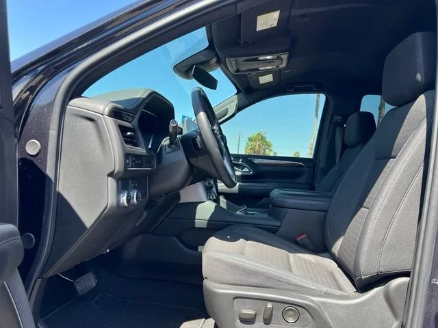 Used 2023 TITANIUM RUSH METALLIC GMC SLE image 11