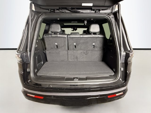 New 2026 High Gloss Black Exterior Paint Jeep Limited image 26