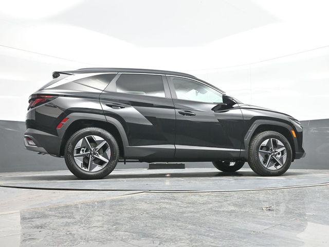 New 2026 Black Hyundai SEL AWD image 25