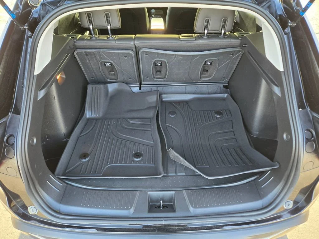 Used 2024 Mosaic Black Metallic Chevrolet ACTIV image 13