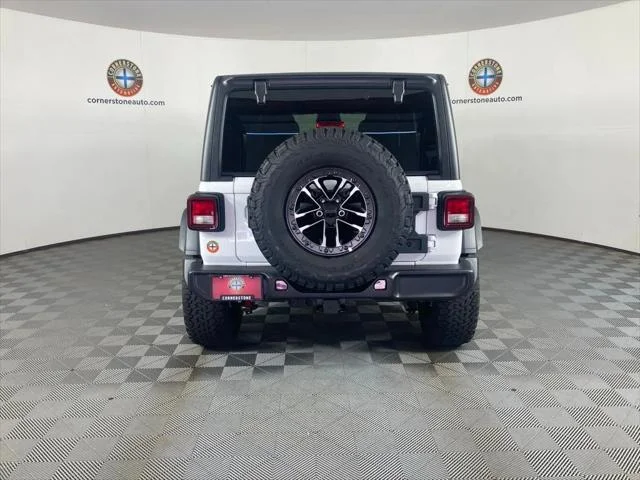 2025 Jeep Wrangler 4-Door Willys - Photo 30