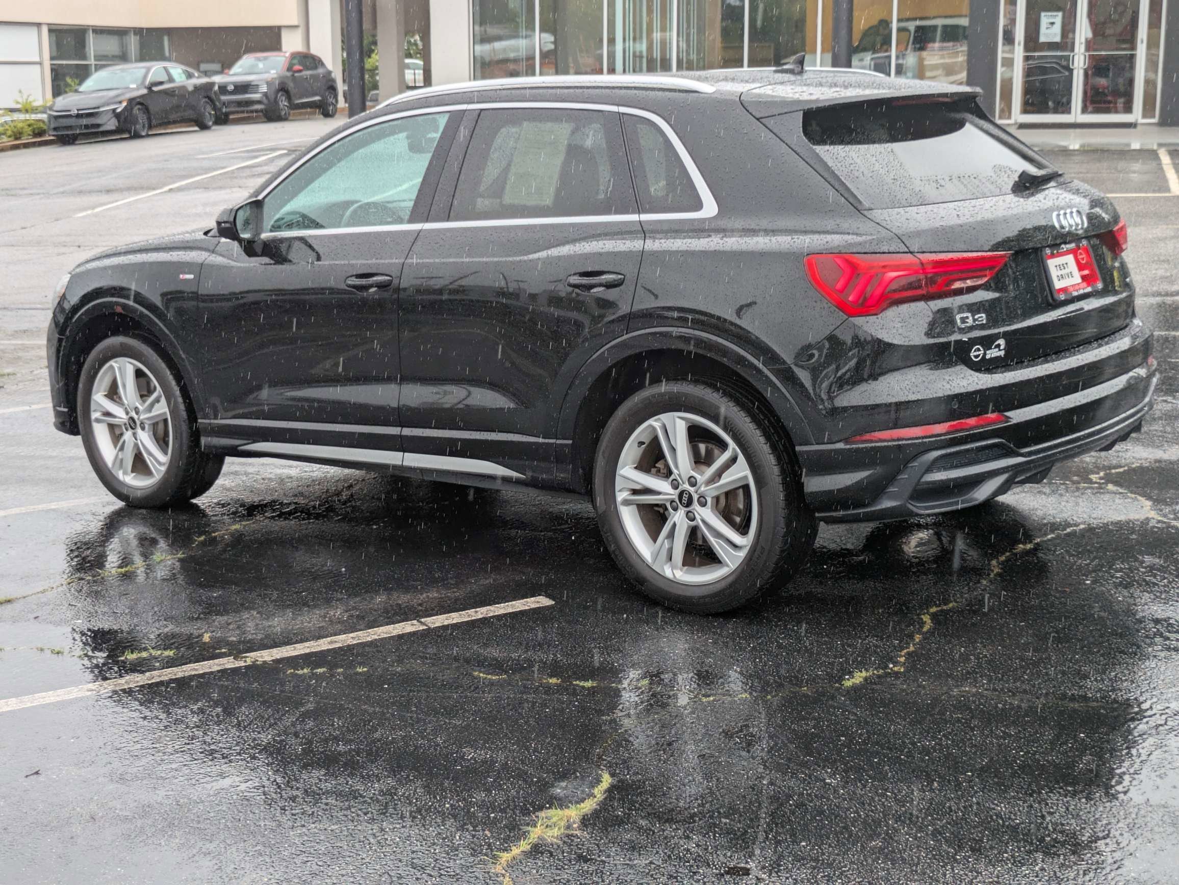 Used 2022 Black Audi Premium Plus image 5