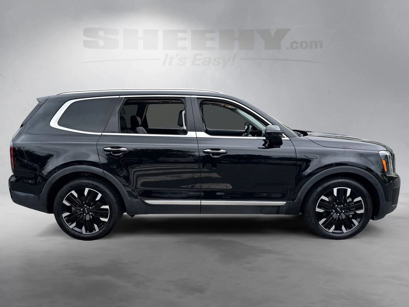 Used 2025 Black Kia SX-Prestige image 9