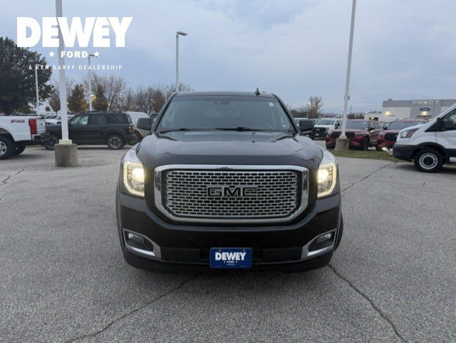 Used 2016 Onyx Black GMC Denali image 3