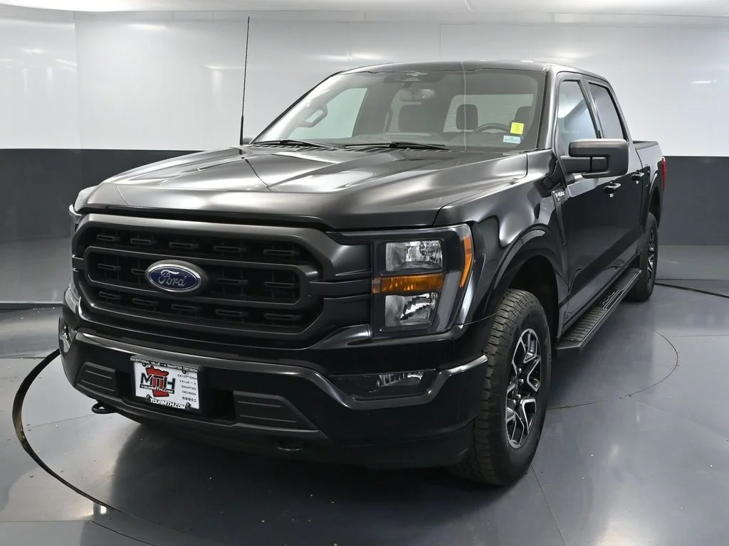 2023 Ford F-150 XLT - Photo 13