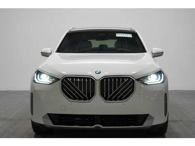 New 2026 Alpine White BMW 30 xDrive image 3