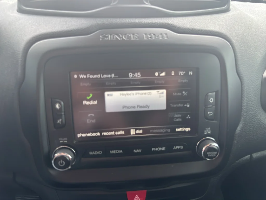 Used 2017 Alpine White Jeep Latitude image 19