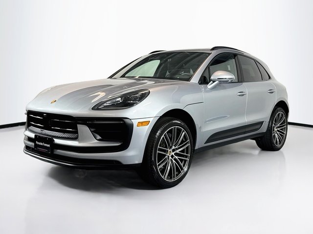 2026 Porsche Macan 