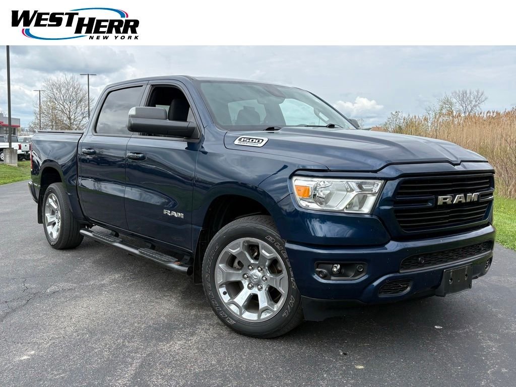 2021 RAM 1500 Big Horn/Lone Star 4x4 Crew Cab 5'7's photo