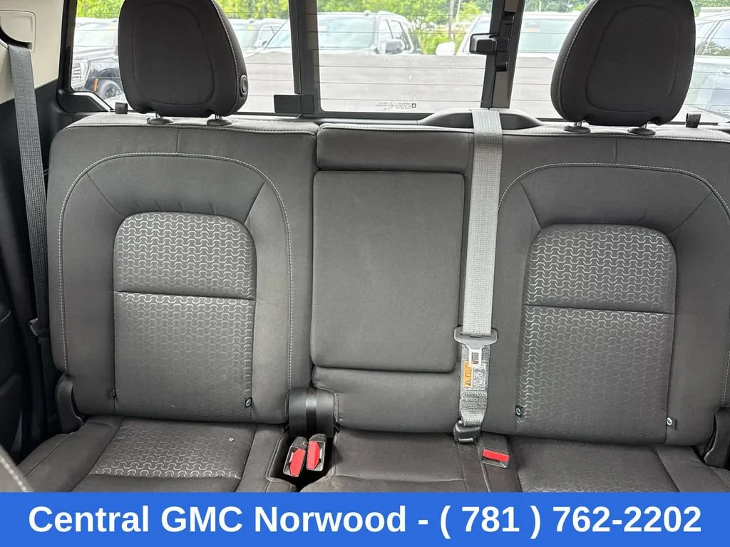 Used 2020 Gray GMC 4WD SLE image 20