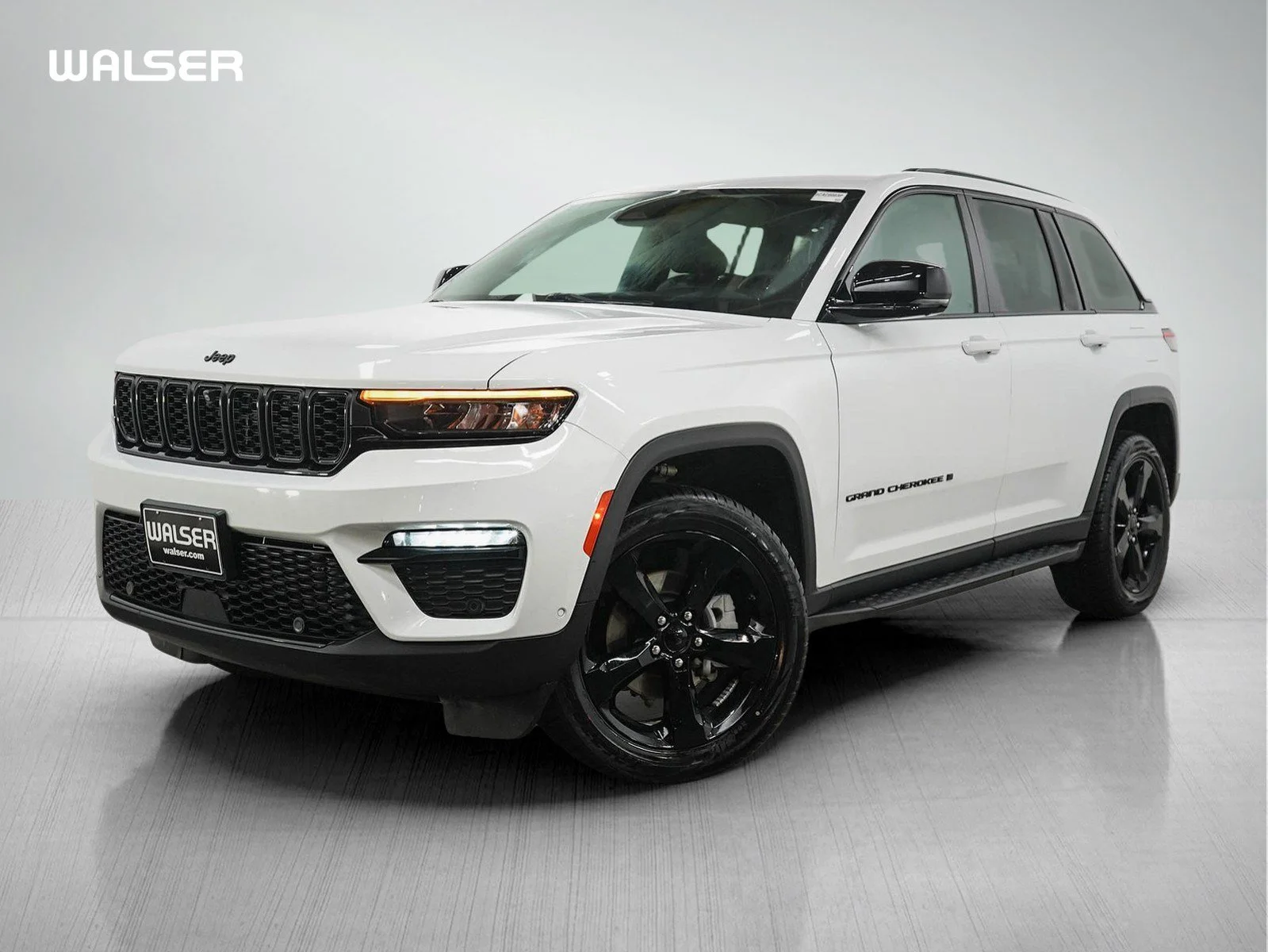 Used 2024 Bright White Clearcoat Jeep Limited image 1