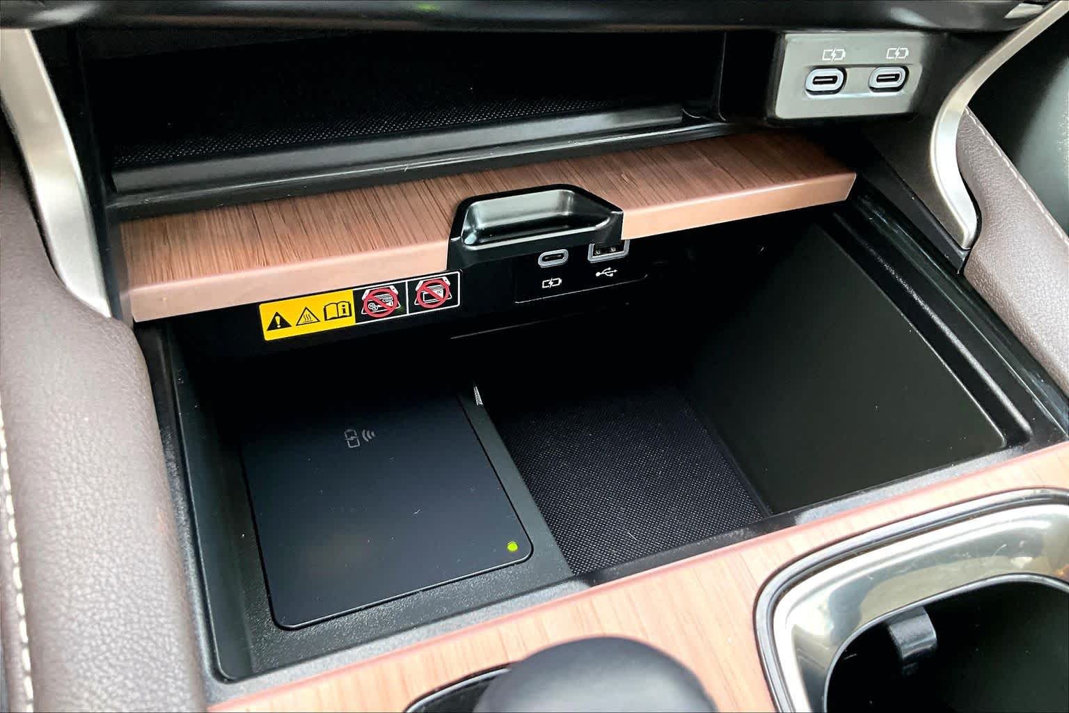 Used 2024 Iridium Lexus Premium Plus image 33