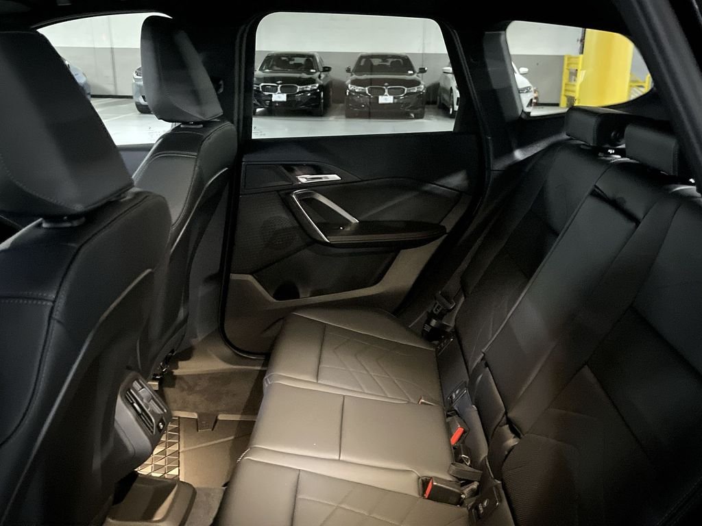 Used 2026 Black BMW xDrive28i image 23