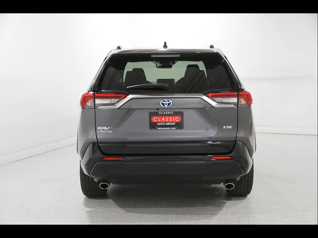 Used 2022 Magnetic Gray Metallic w/Midnight Black Metallic Roof Toyota XSE image 20