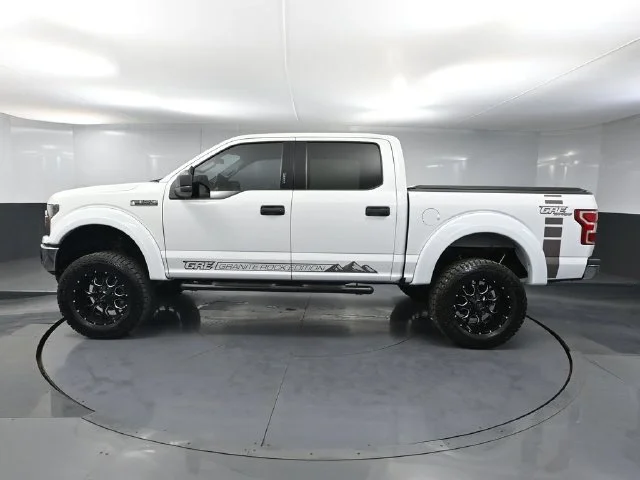 Used 2020 White Ford XLT image 7