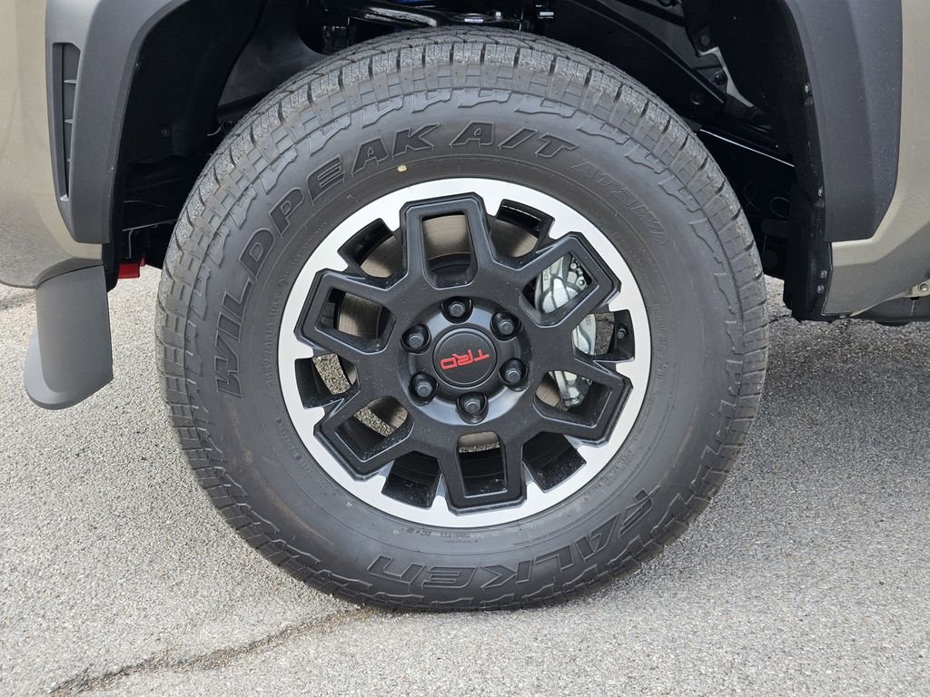 2026 Toyota Tacoma TRD Off Road - Photo 9